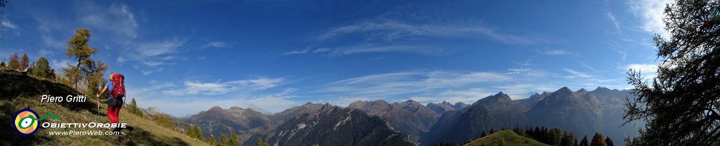 43 In decisa salita con spettacolo di panorami  e colori autunnali.jpg